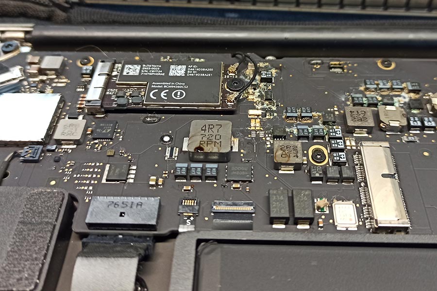 MacBook moederbord reparatie MacBook moederbord reparatie